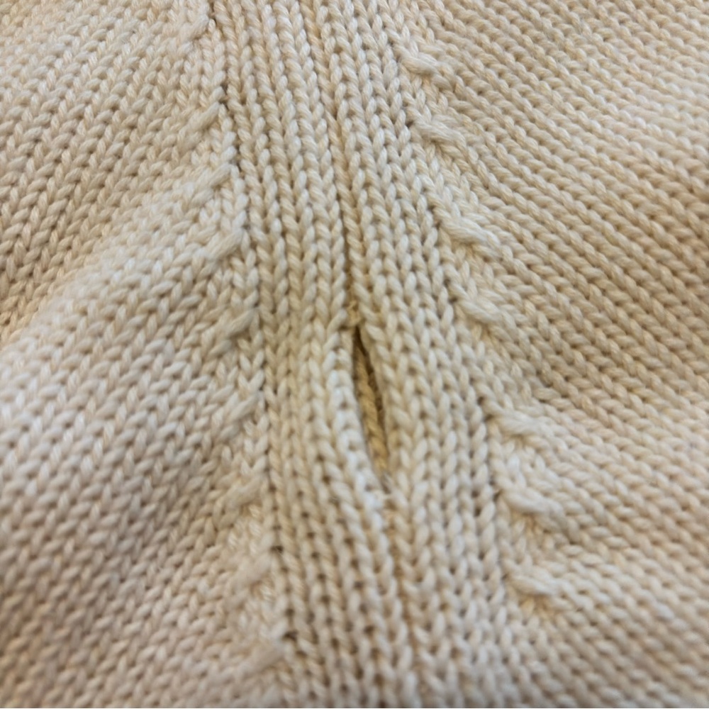 Lacoste Women's Ivory Crew Neck Sweater Needs Repair - Picture 8 of 8